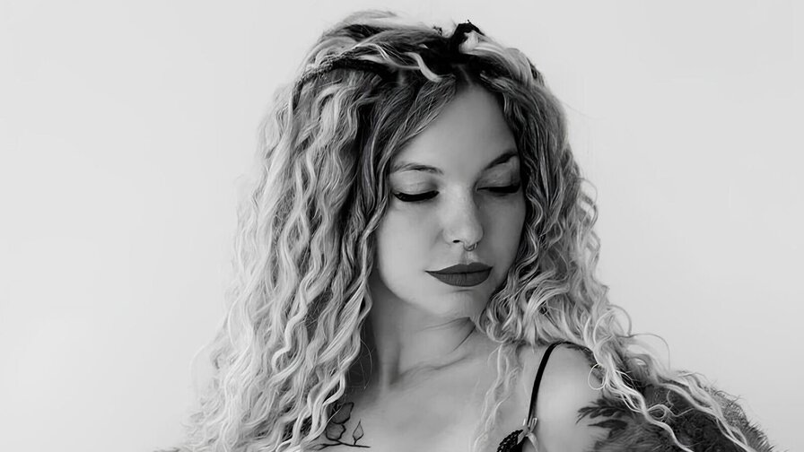 ElleBlair