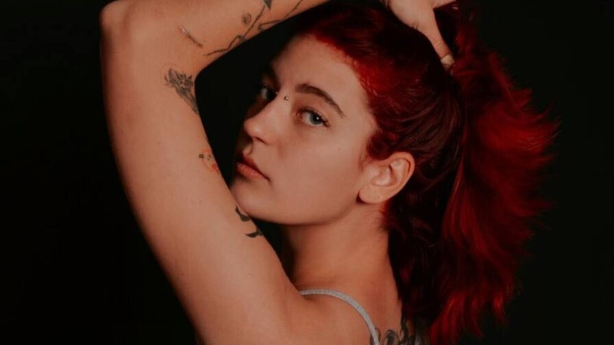 NikkiGringer