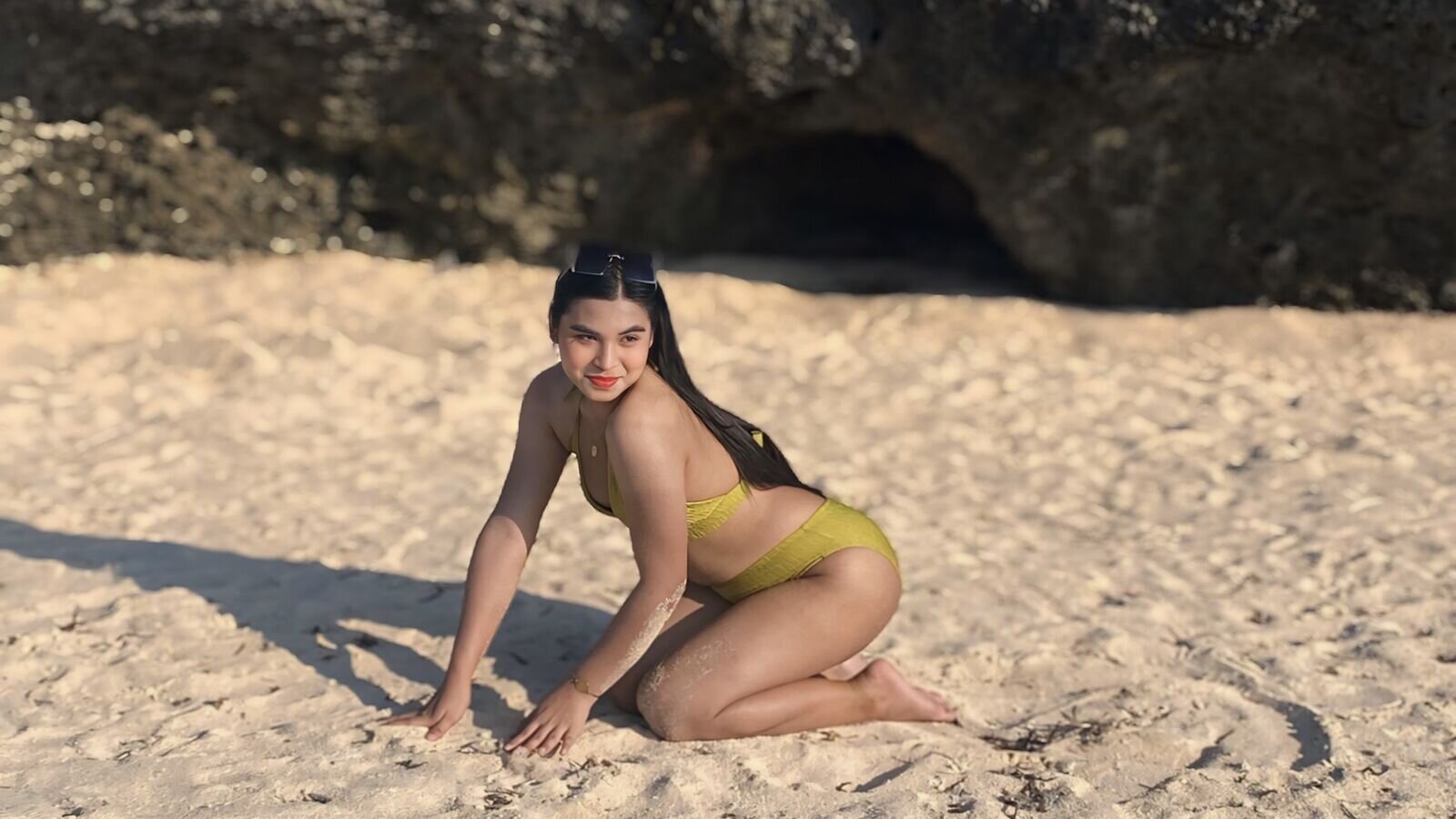 KhayIngrid