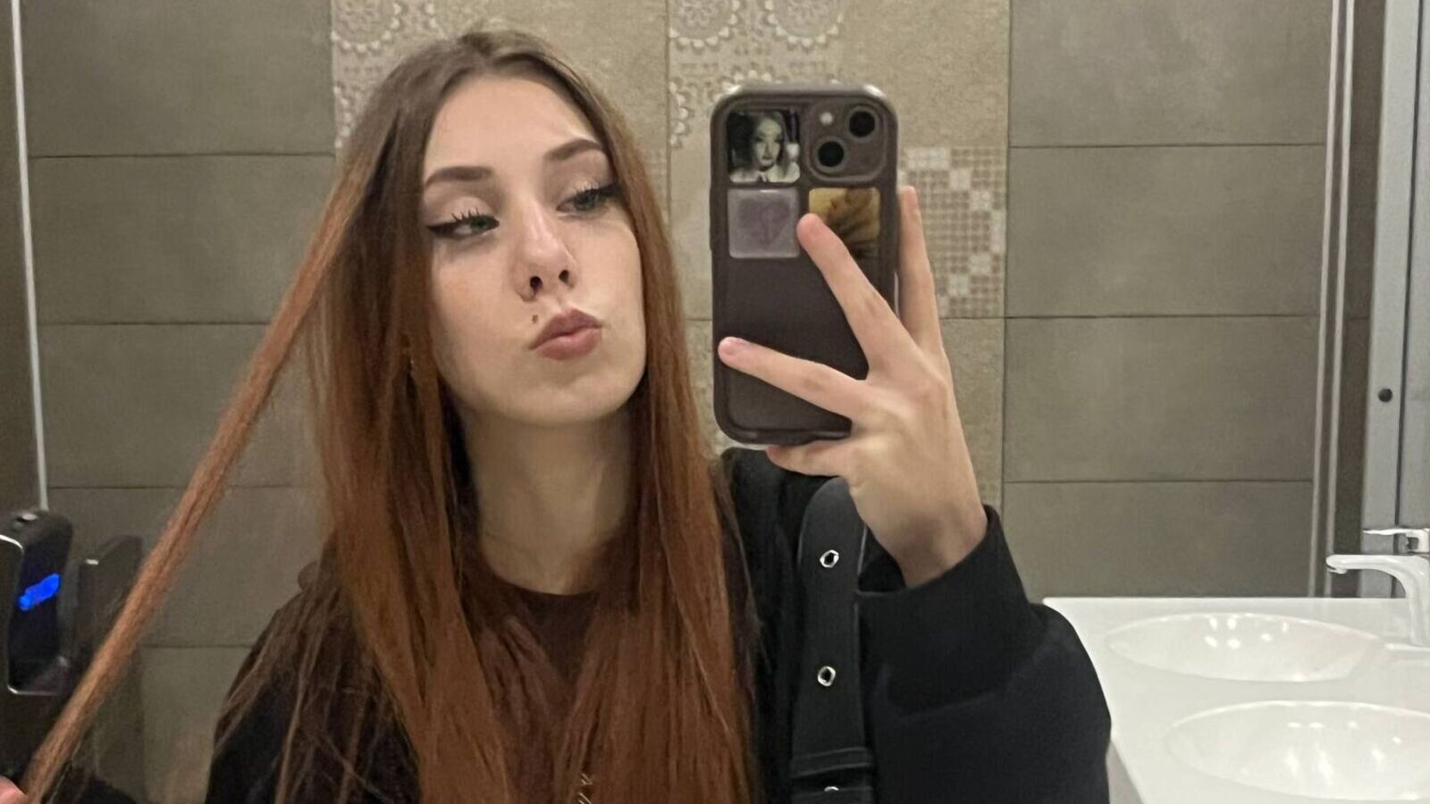 SantinaMohney