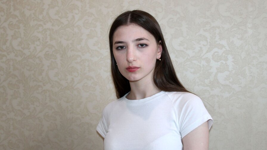 EllaElise
