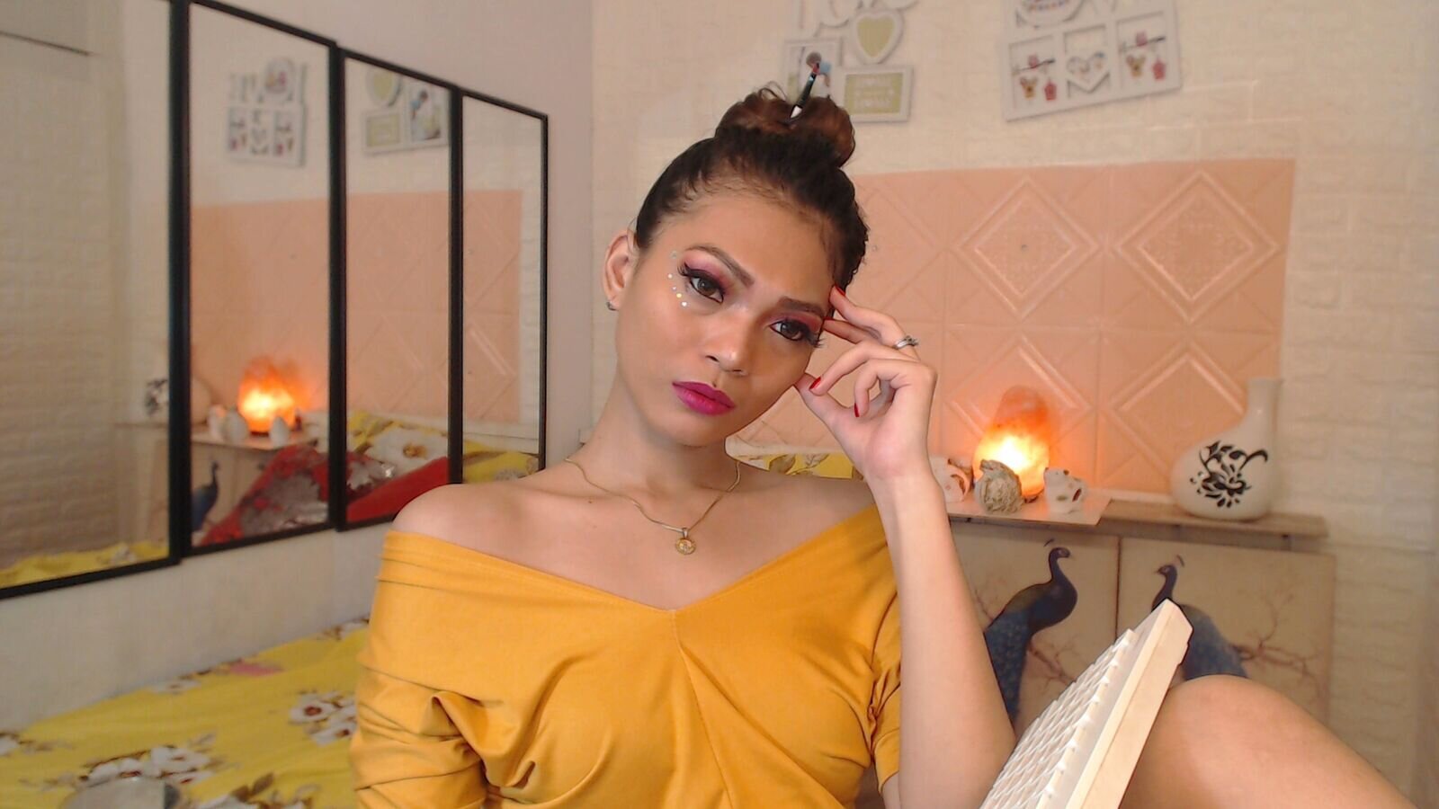 DanayaQuin