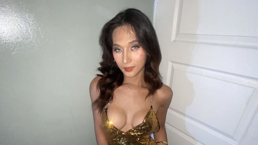 PinayAkira