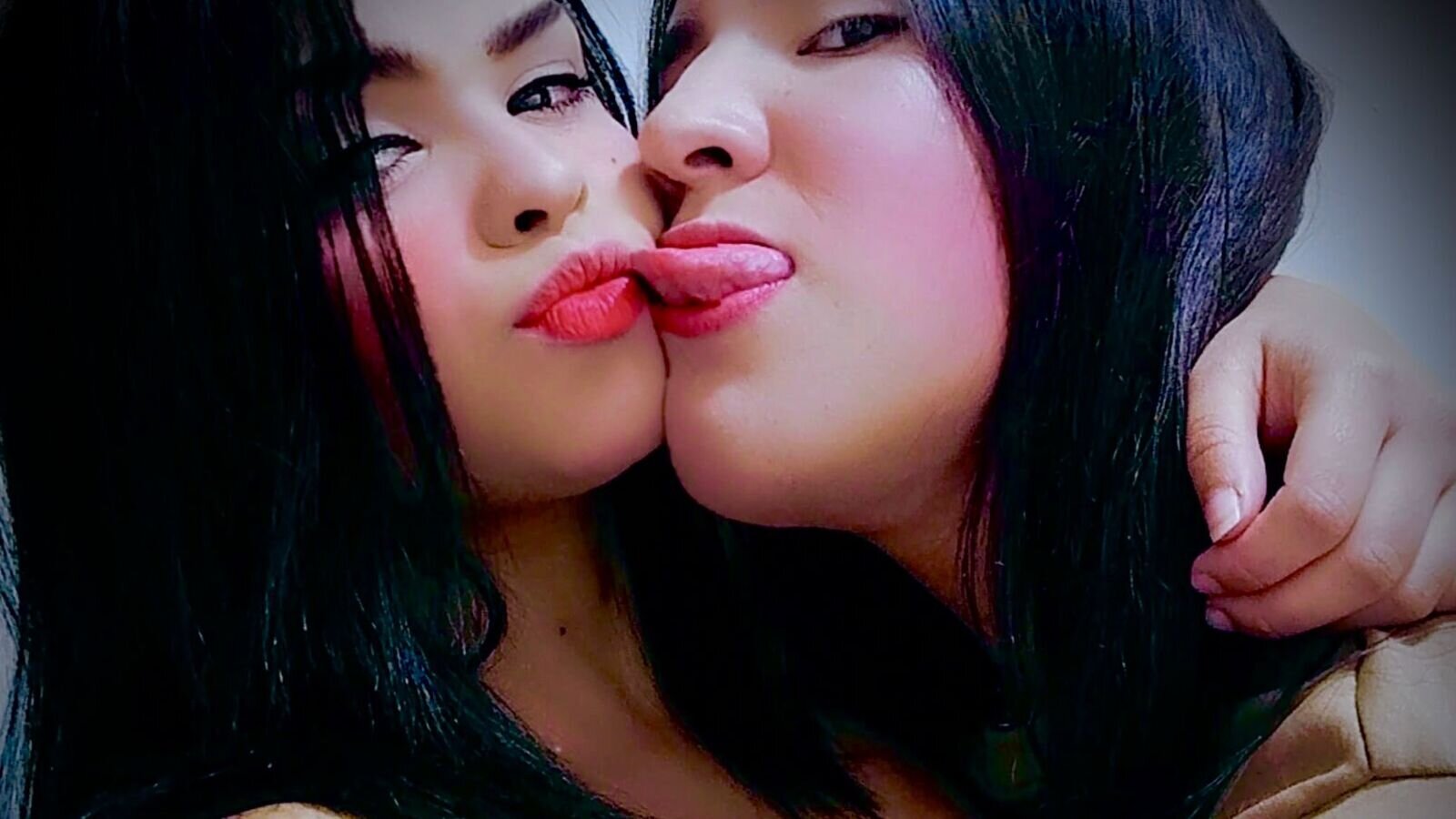 KiaraAndPollyy