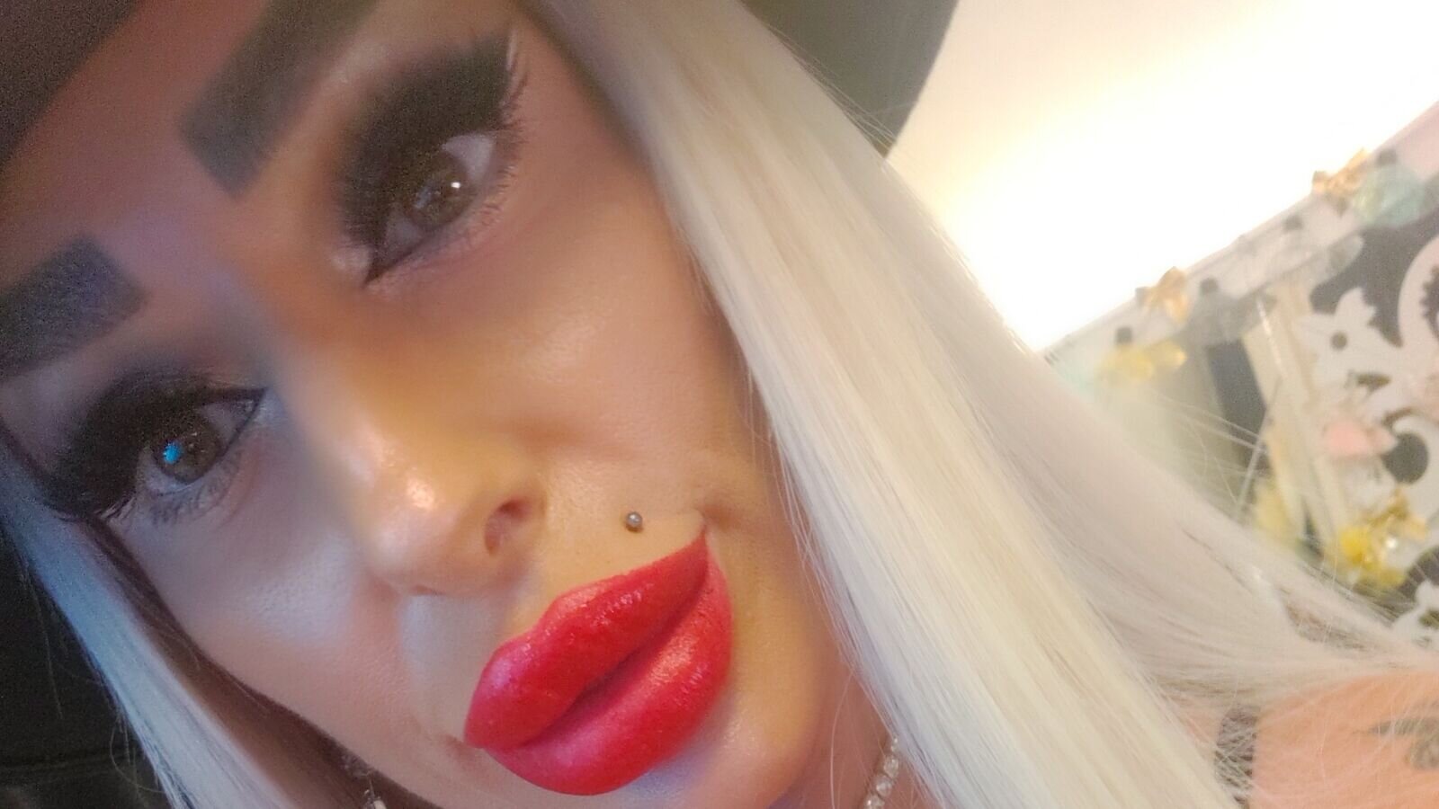 BlondeDelya