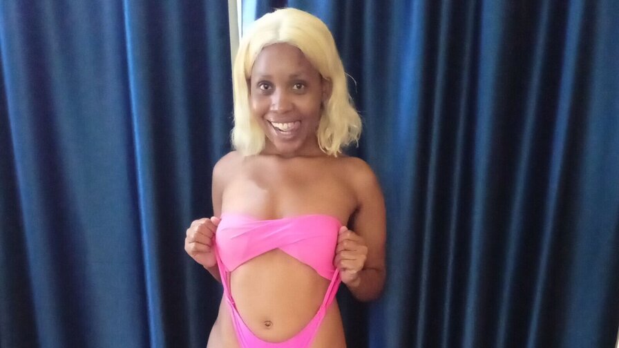 RissaHilton
