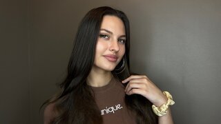 AliceVersal