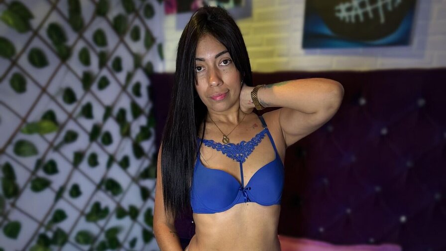 AshlyJhons