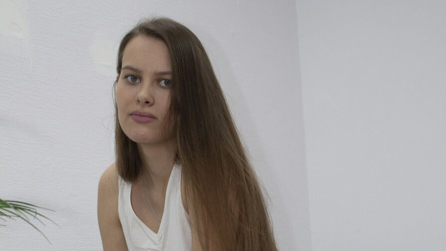 AyumiBronte